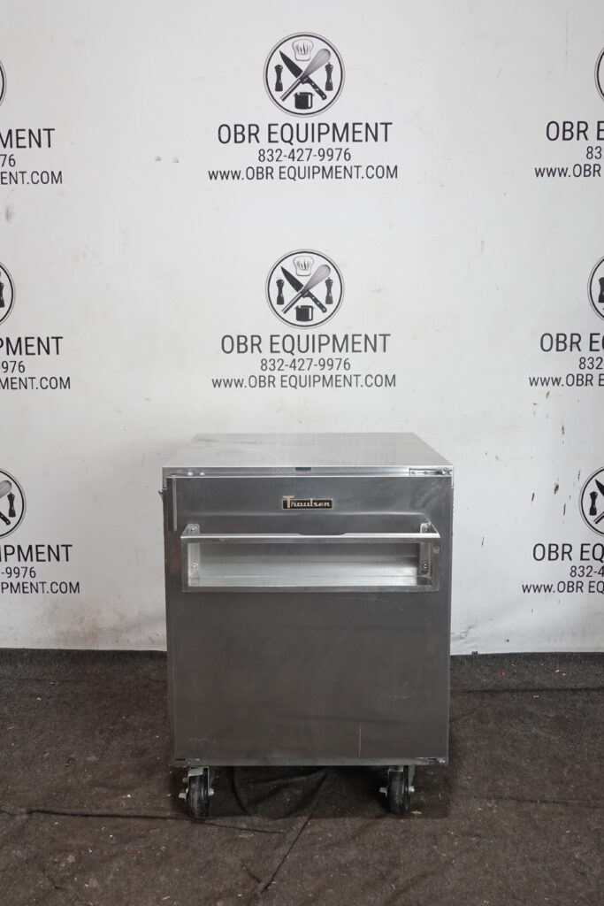 TRAULSEN 27” UNDERCOUNTER REFRIGERATOR MODEL UHT27R0-0300 (OPENS LEFT TO RIGHT)