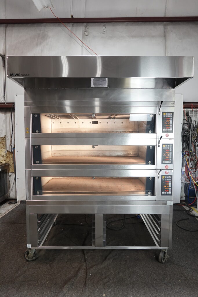 MIWE ELECTRIC CONDO TRIPLE DECK OVEN STEAM INJECTED ARTISIAN BREAD MODEL CO 3.1408