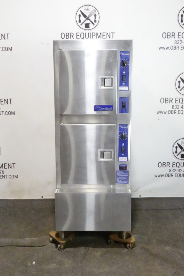 CLEVELAND 10 PAN DOUBLE STACKED NATURAL GAS CONVECTION STEAMER MODEL 24CGA10 - Image 2