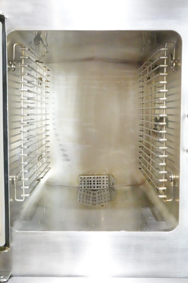 CLEVELAND 10 PAN DOUBLE STACKED NATURAL GAS CONVECTION STEAMER MODEL 24CGA10 - Image 6