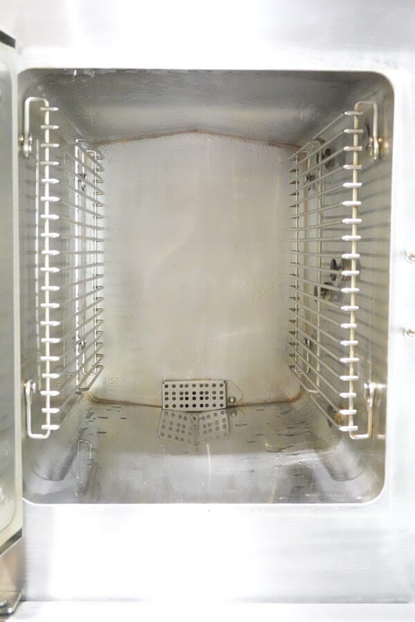 CLEVELAND 10 PAN DOUBLE STACKED NATURAL GAS CONVECTION STEAMER MODEL 24CGA10.2 - Image 4