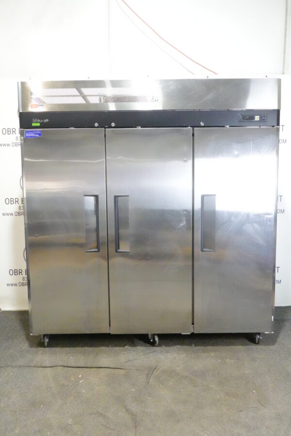 TURBO AIR 78” THREE SOLID DOOR REACH-IN FREEZER MODEL M3F72-3-N - Image 2