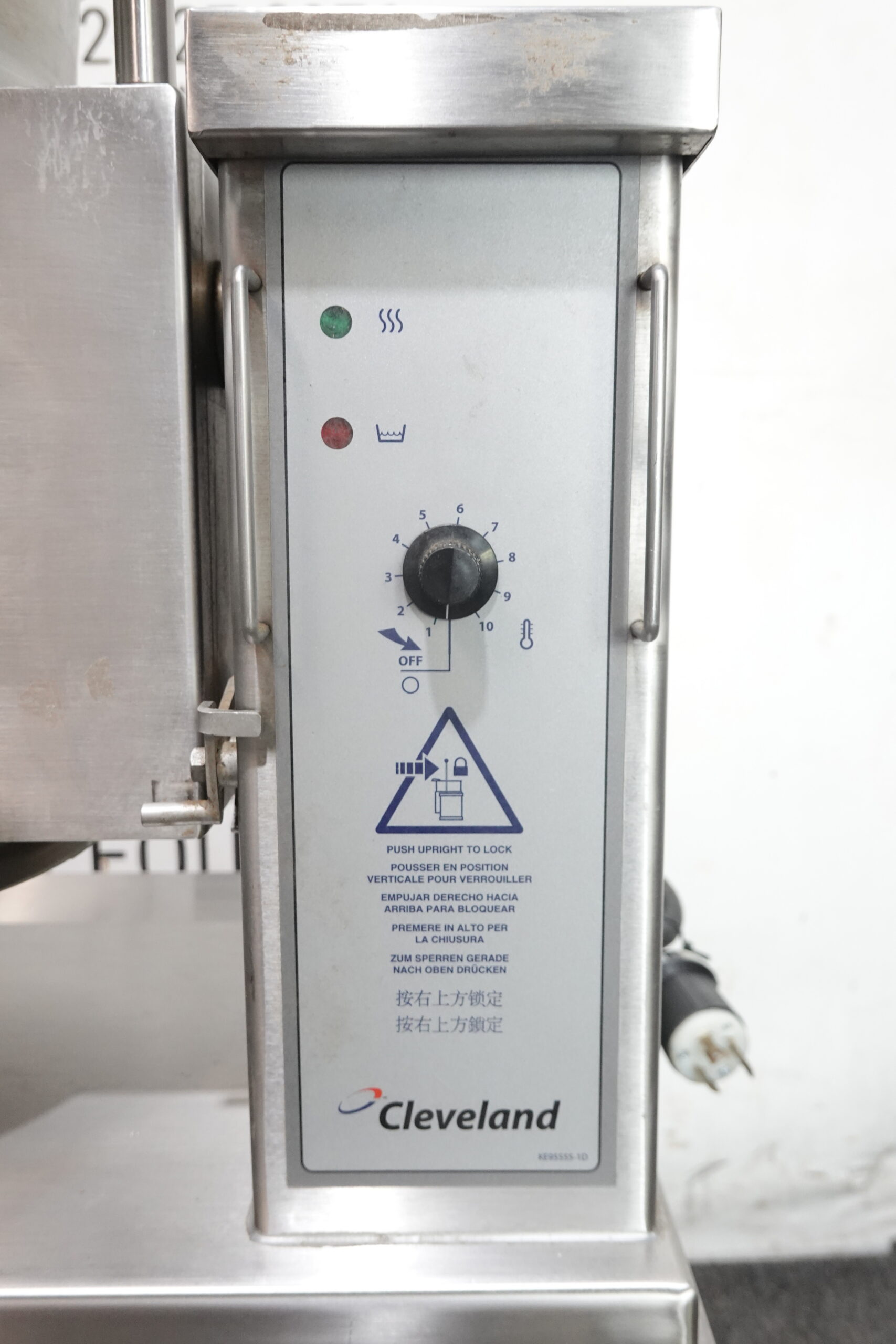 CLEVELAND 3 GAL ELECTRIC TILTING STEAM JACKTED KETTLE MODEL KET-3-T - Image 2