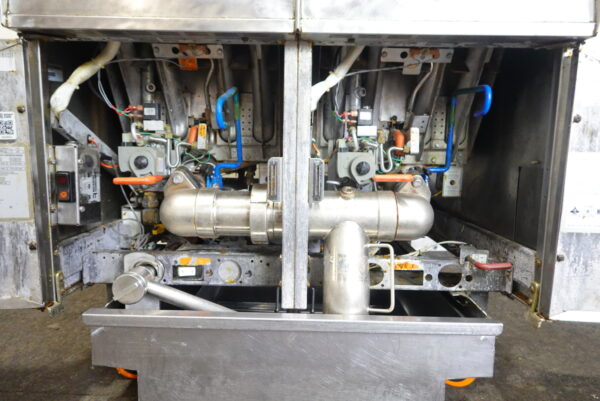 PITCO TWO BAY NATURAL GAS (50 LBS CAPACITY PER BAY) FRYER WITH FILTRATION SYSTEM MODEL SSH55 - Image 7
