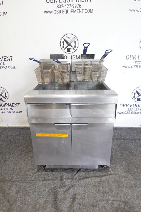 2019 FRYMASTER TWO BAY GAS (50 LBS CAPACITY PER BAY) FRYER WITH FILTRATION SYSTEM MODEL FMJ250 - Image 2