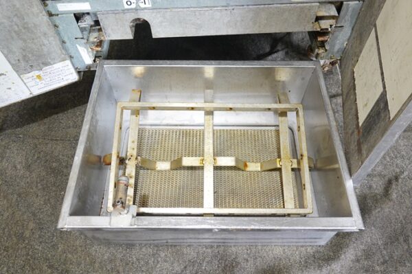2019 FRYMASTER TWO BAY GAS (50 LBS CAPACITY PER BAY) FRYER WITH FILTRATION SYSTEM MODEL FMJ250 - Image 7