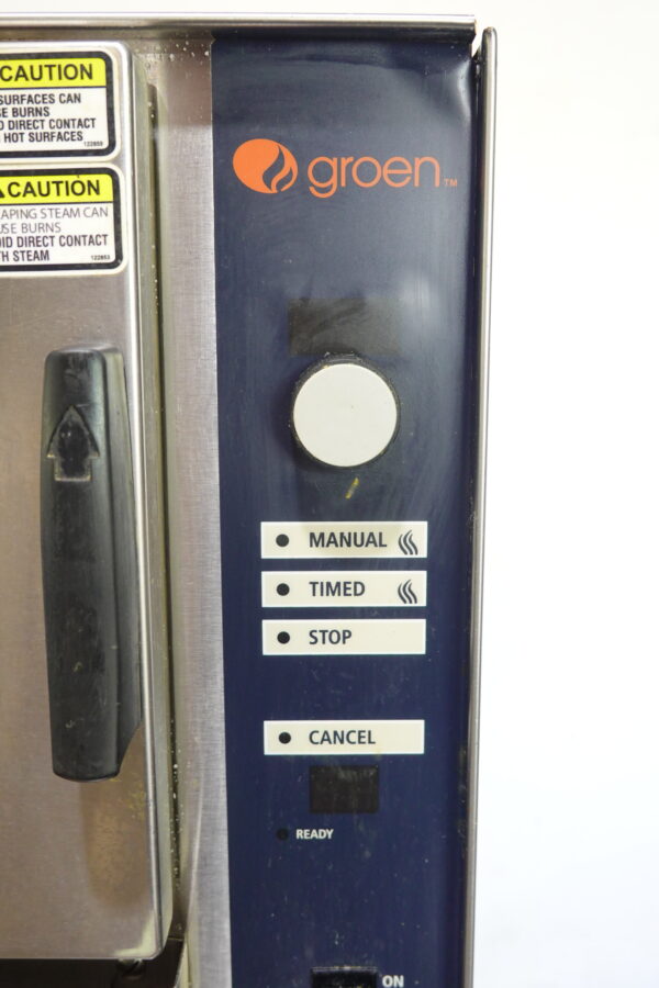 2021 GROEN 3 PAN ELECTRIC BOILERLESS CONVECTION STEAMER ON STAND MODEL SSB-3E (MFR 2021) - Image 3