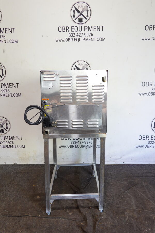 2021 GROEN 3 PAN ELECTRIC BOILERLESS CONVECTION STEAMER ON STAND MODEL SSB-3E (MFR 2021) - Image 9