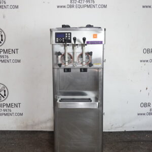 STOELTING SOFT SERVE ICE CREAM/ FROZEN YOGURT ELECTRIC MACHINE WATER COOLED MODEL F231-1812-OT2
