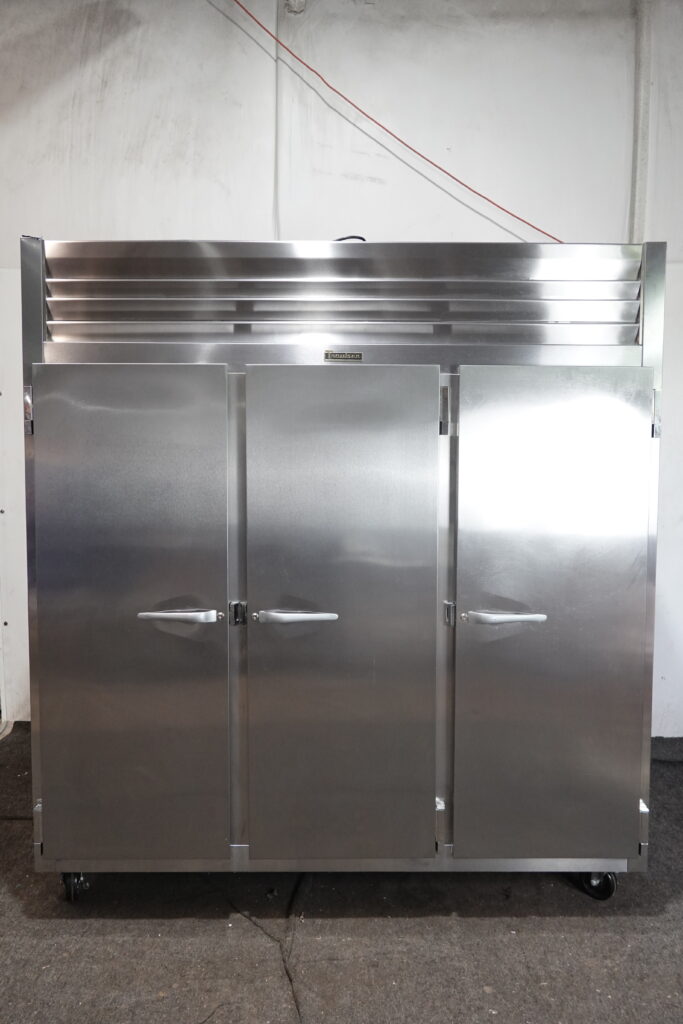 NEW TRAULSEN THREE SECTION SELF CONTAINED PASS-THRU REFRIGERATOR MODEL RHT332NPUT-FHS