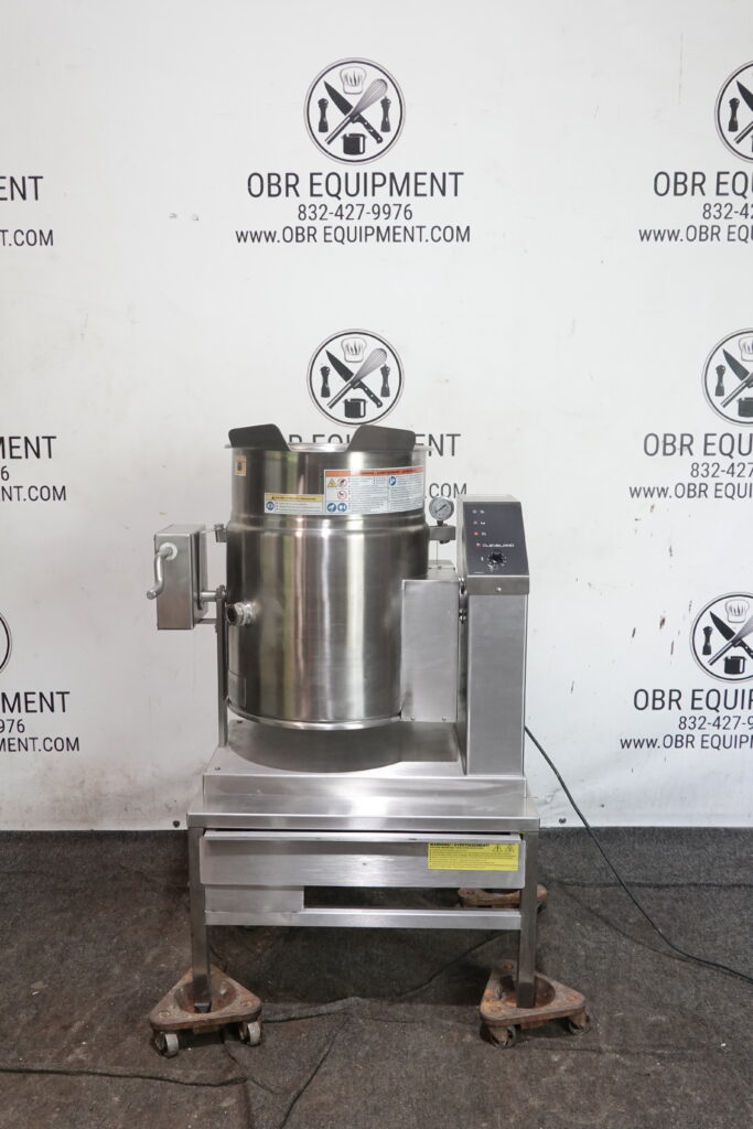 2022 CLEVELAND 12 GALLON NATURAL GAS STEAM JACKATED KETTLE ON STAND MODEL KGT12TGB