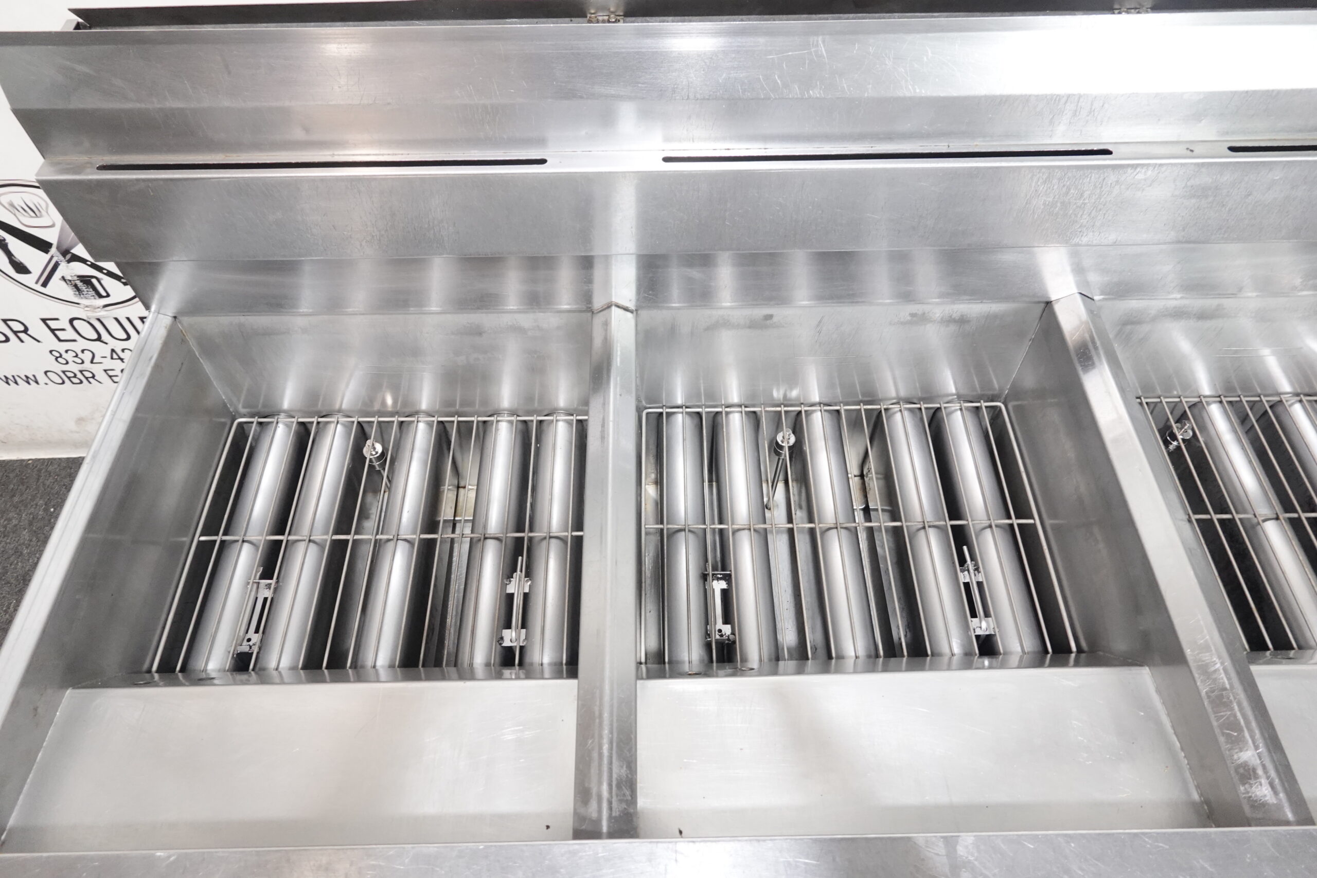 2021 FRYMASTER THREE BAY NATURAL GAS (60 LBS CAPACITY PER BAY) FRYER WITH FILTRATION SYSTEM MODEL 3FQG60- T0QTZNG - Image 7