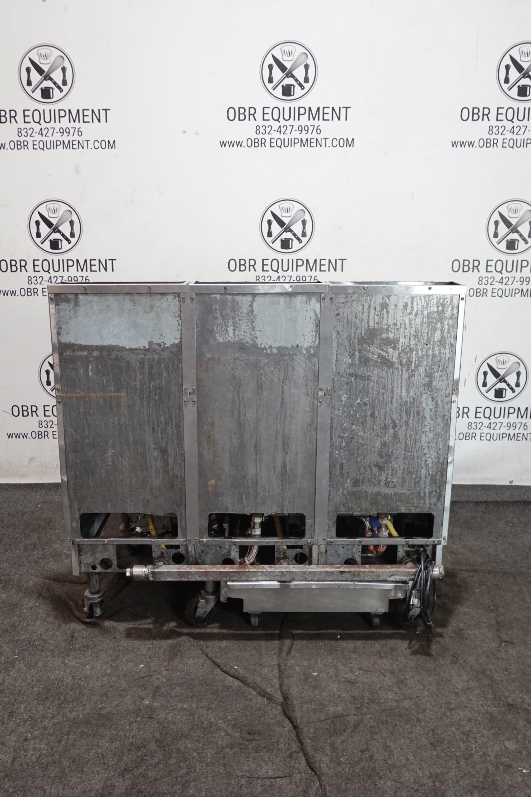 2013 PITCO THREE BAY NATURAL GAS (50 LBS CAPACITY PER BAY) FRYER WITH FILTRATION SYSTEM MODEL SSH55 - Image 5