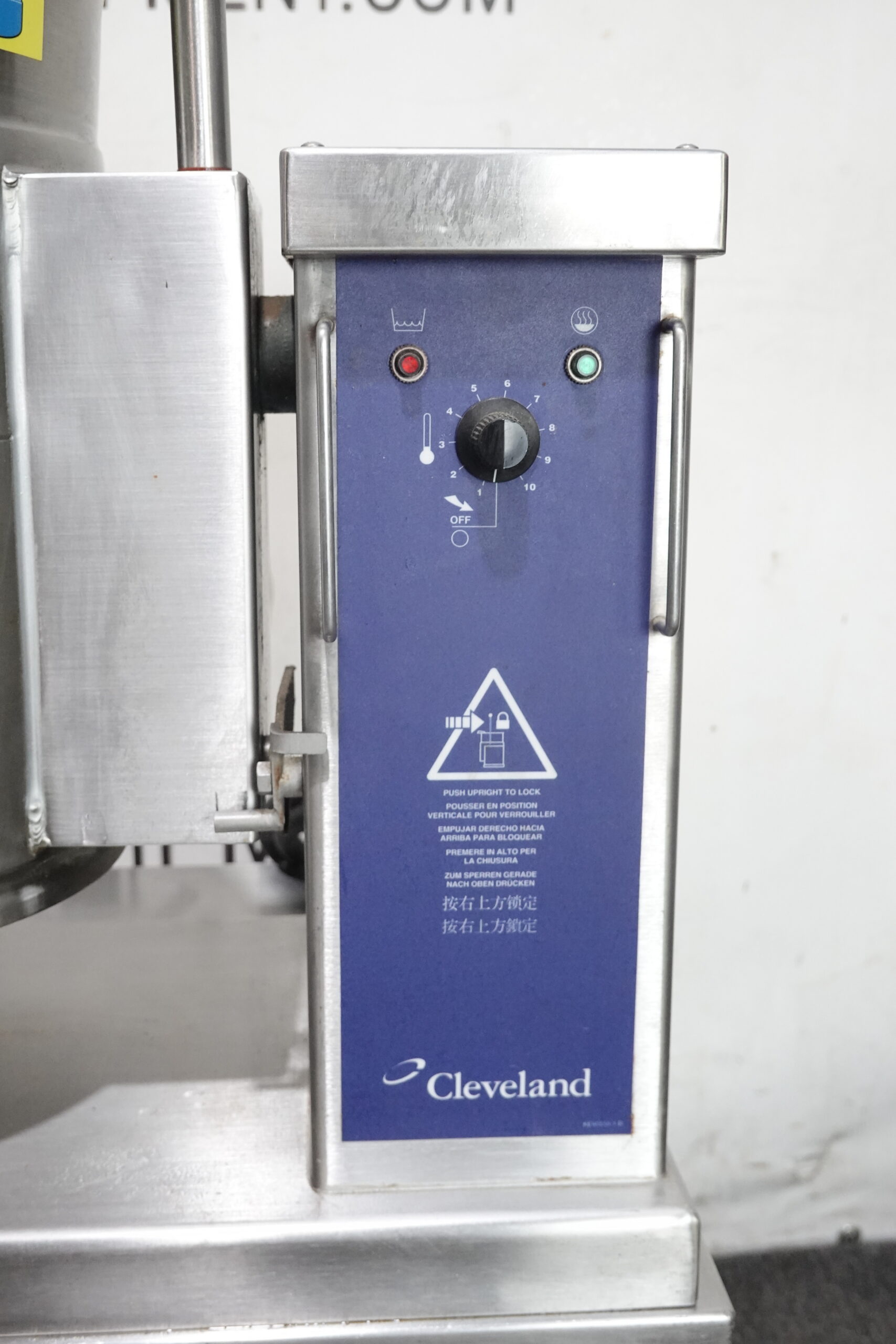 CLEVELAND 3 GAL ELECTRIC TILTING STEAM JACKTED KETTLE MODEL KET-3T - Image 4