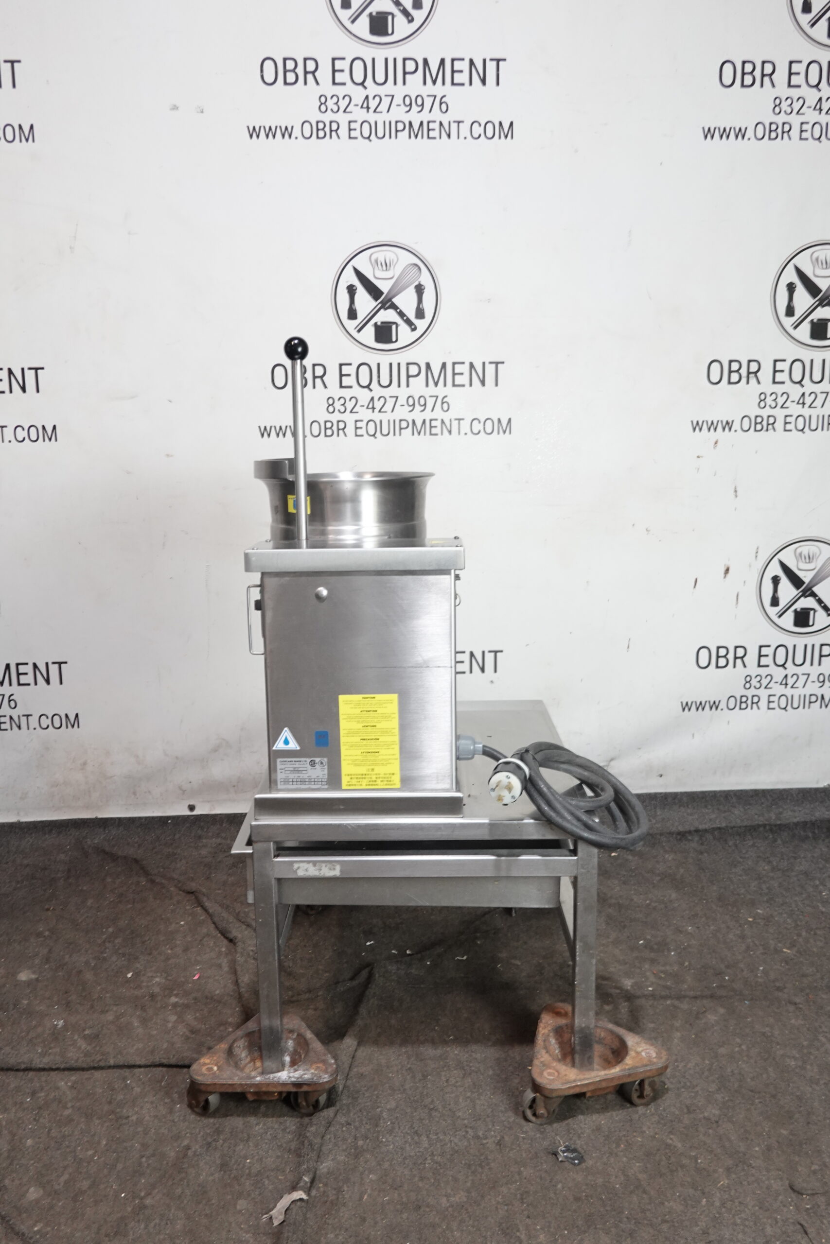 CLEVELAND 3 GAL ELECTRIC TILTING STEAM JACKTED KETTLE MODEL KET-3T - Image 9